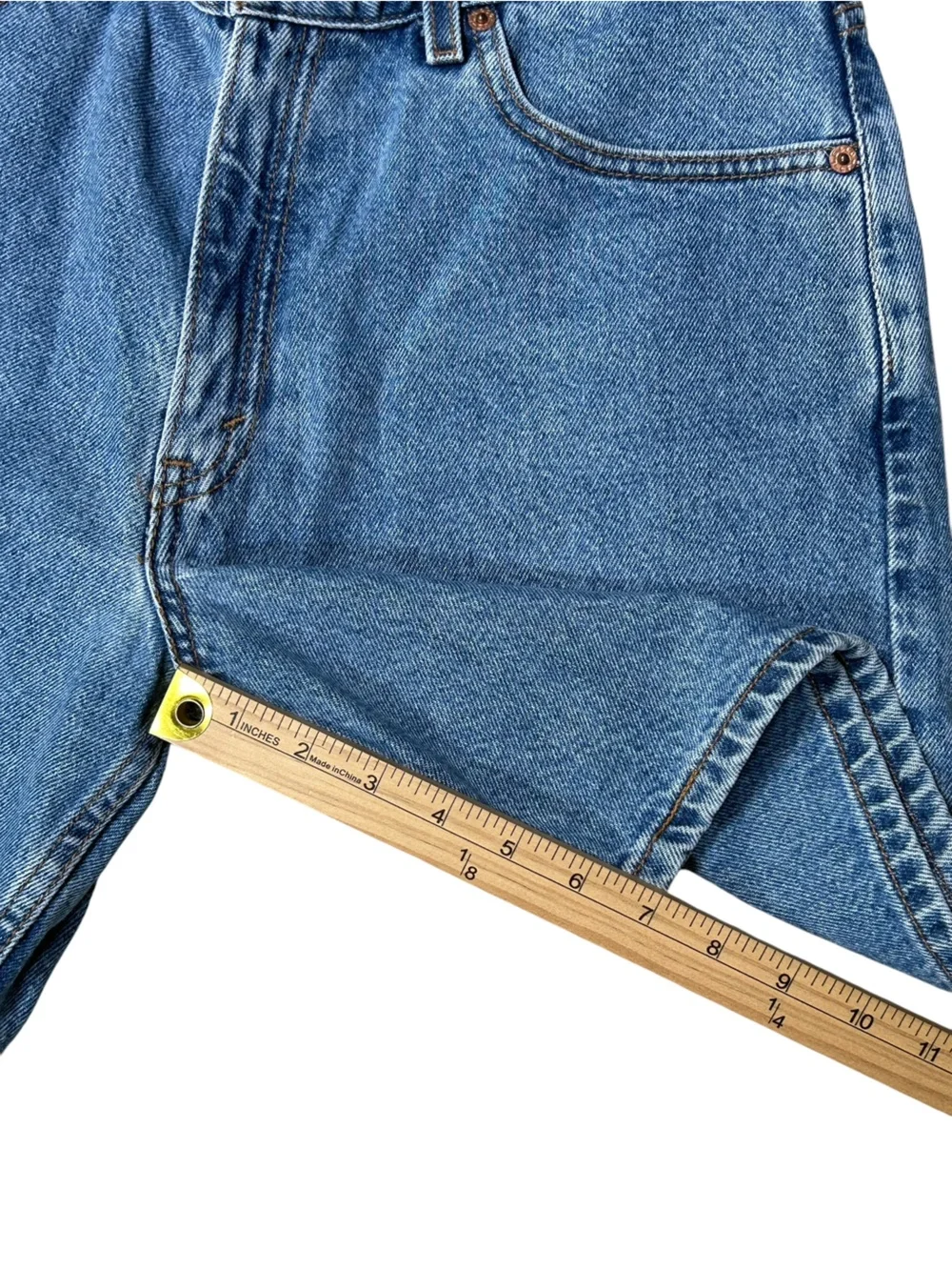 Vintage 90’s (1999) Levi’s Long Denim Shorts High Rise Mom Jorts Juniors Sz 9